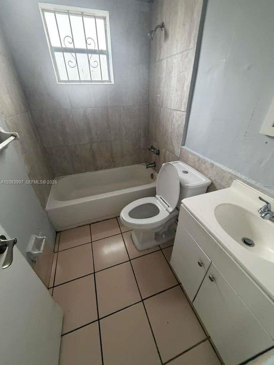 В аренду: $1,450 (1 спален, 1 ванн, 650 Квадратных фут)