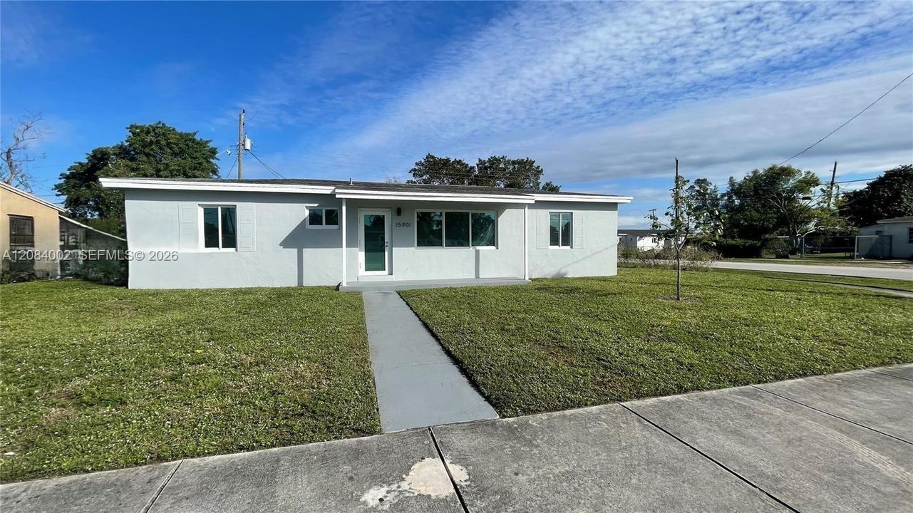 Active With Contract: $550,000 (4 beds, 2 baths, 1200 Square Feet)