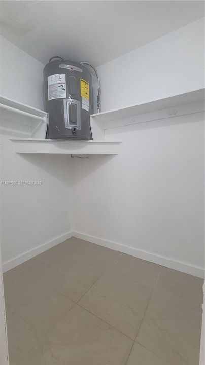 For Rent: $1,650 (1 beds, 1 baths, 600 Square Feet)