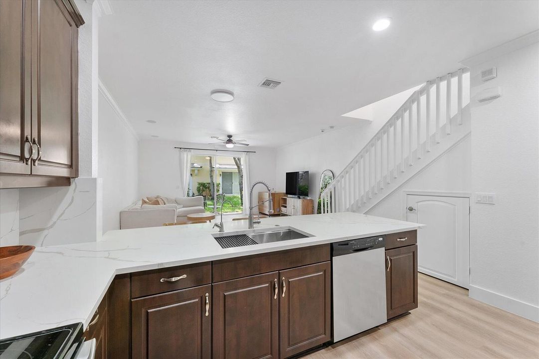 22-7783 Deercreek Ct_022