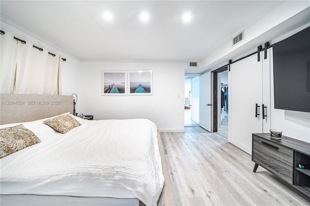 For Rent: $7,000 (4 beds, 3 baths, 2125 Square Feet)