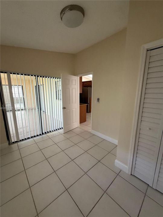 В аренду: $4,050 (4 спален, 2 ванн, 1578 Квадратных фут)