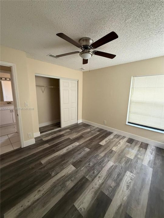 В аренду: $4,050 (4 спален, 2 ванн, 1578 Квадратных фут)