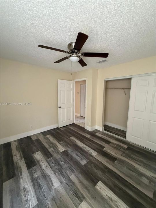 В аренду: $4,050 (4 спален, 2 ванн, 1578 Квадратных фут)