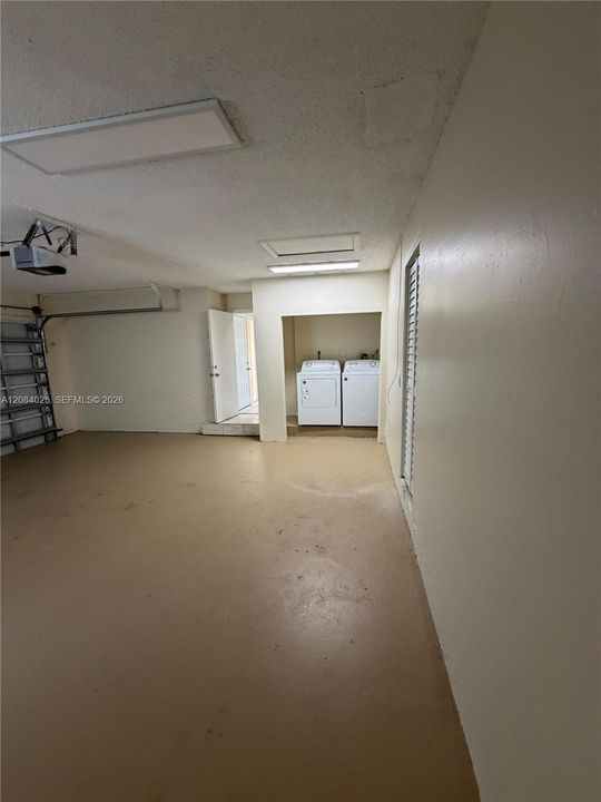 В аренду: $4,050 (4 спален, 2 ванн, 1578 Квадратных фут)