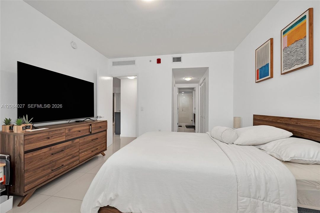 En Venta: $490,000 (2 camas, 2 baños, 1130 Pies cuadrados)