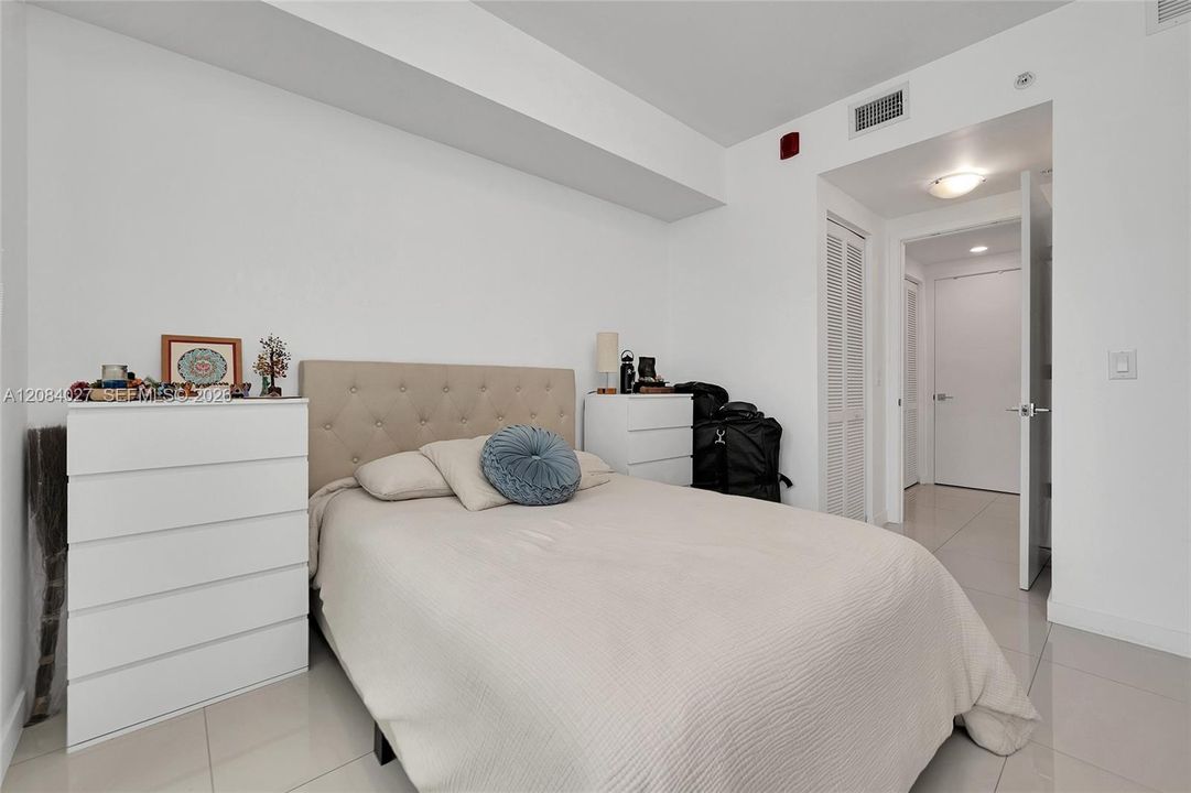 En Venta: $490,000 (2 camas, 2 baños, 1130 Pies cuadrados)