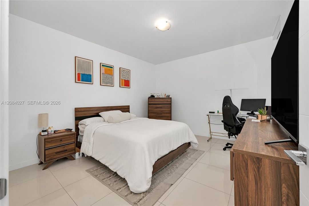 En Venta: $490,000 (2 camas, 2 baños, 1130 Pies cuadrados)