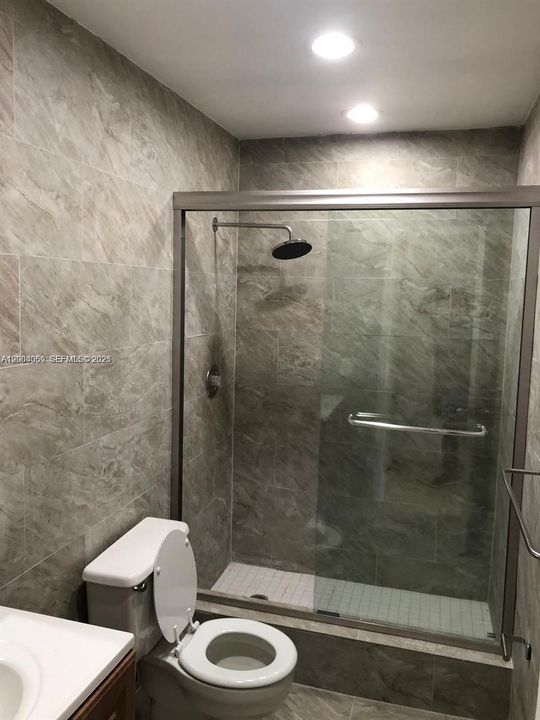For Rent: $2,700 (3 beds, 2 baths, 1665 Square Feet)