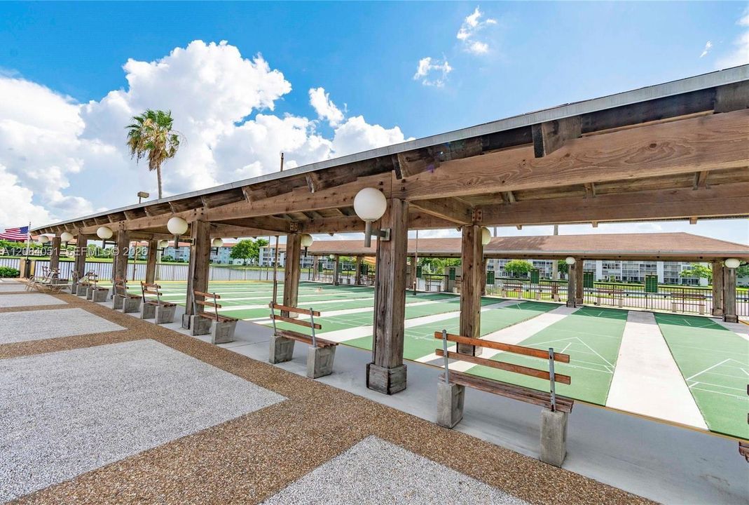 En Venta: $279,000 (2 camas, 2 baños, 1417 Pies cuadrados)