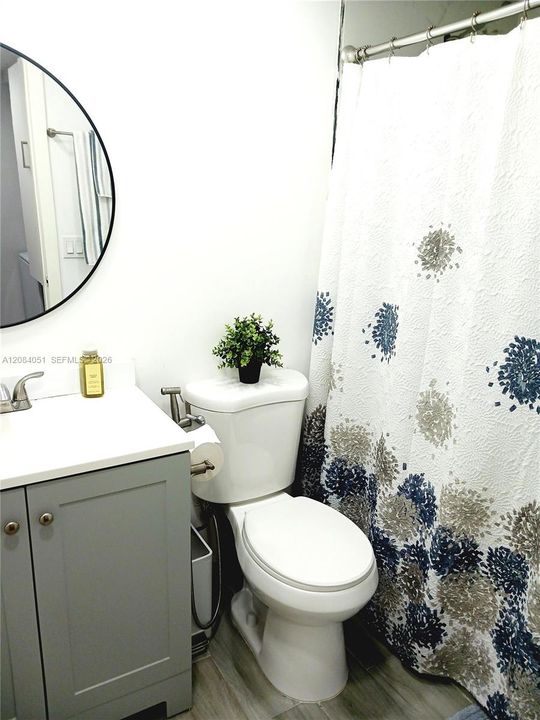 En Venta: $279,000 (2 camas, 2 baños, 1417 Pies cuadrados)