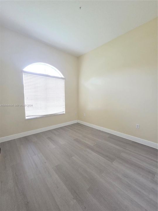 En Renta: $3,575 (3 camas, 2 baños, 1908 Pies cuadrados)