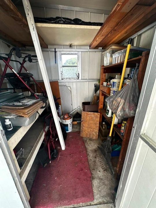 For Sale: $99,900 (2 beds, 2 baths, 1344 Square Feet)