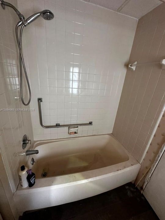 For Sale: $99,900 (2 beds, 2 baths, 1344 Square Feet)