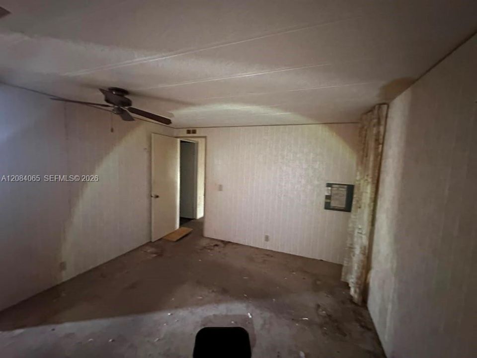 For Sale: $99,900 (2 beds, 2 baths, 1344 Square Feet)