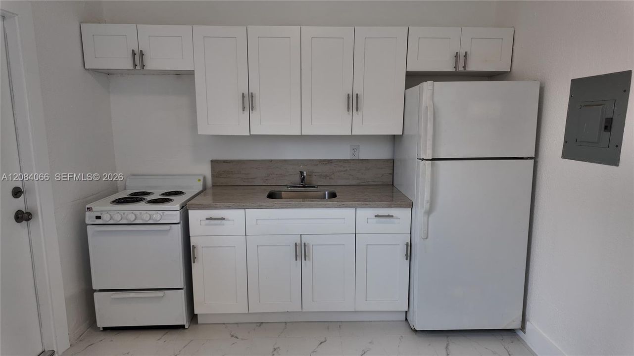 En Renta: $2,250 (2 camas, 1 baños, 2438 Pies cuadrados)