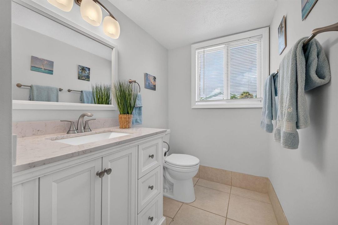 GUEST BATH WITH SHOWER