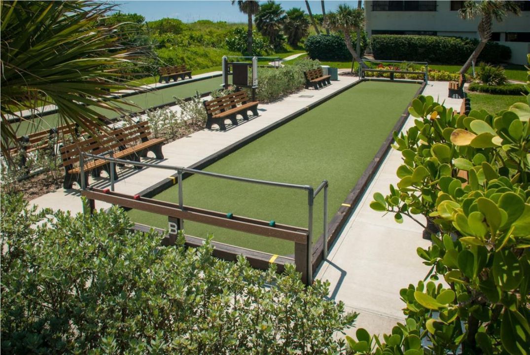 BOCCE BALL