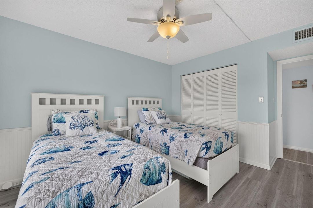 BEDROOM 2..