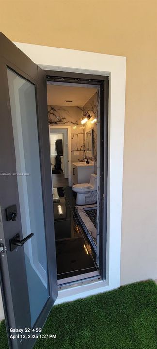 Exterior Access to 2nd bath
