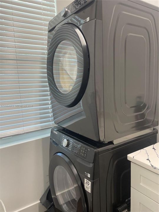 Washer/Dryer