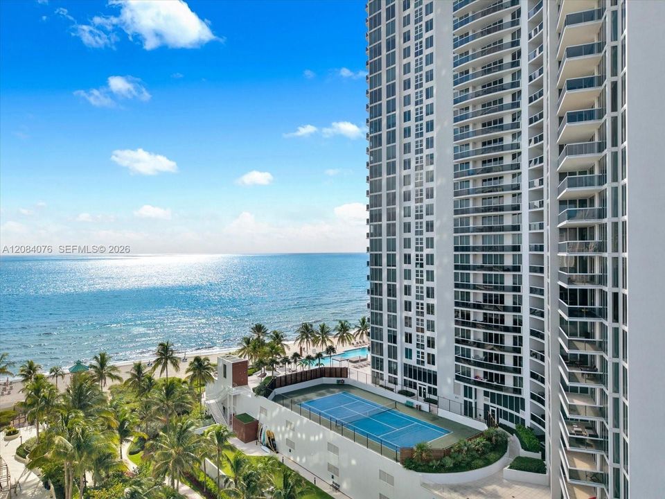 На продажу: $1,995,000 (3 спален, 3 ванн, 2136 Квадратных фут)