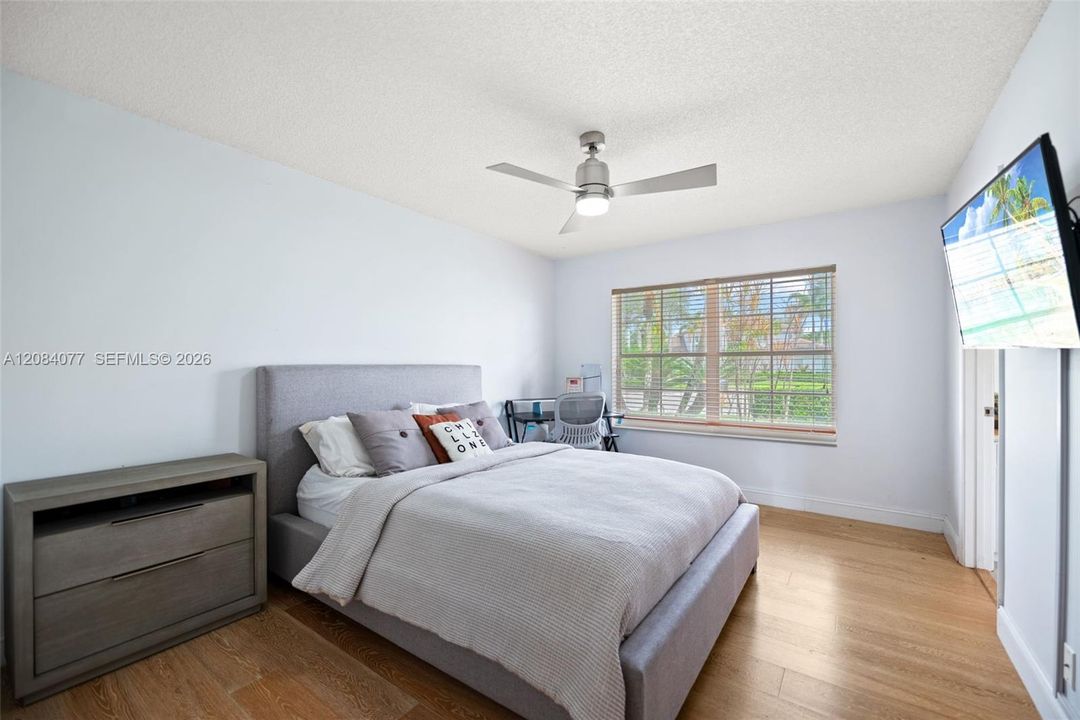 En Renta: $9,500 (5 camas, 3 baños, 2973 Pies cuadrados)