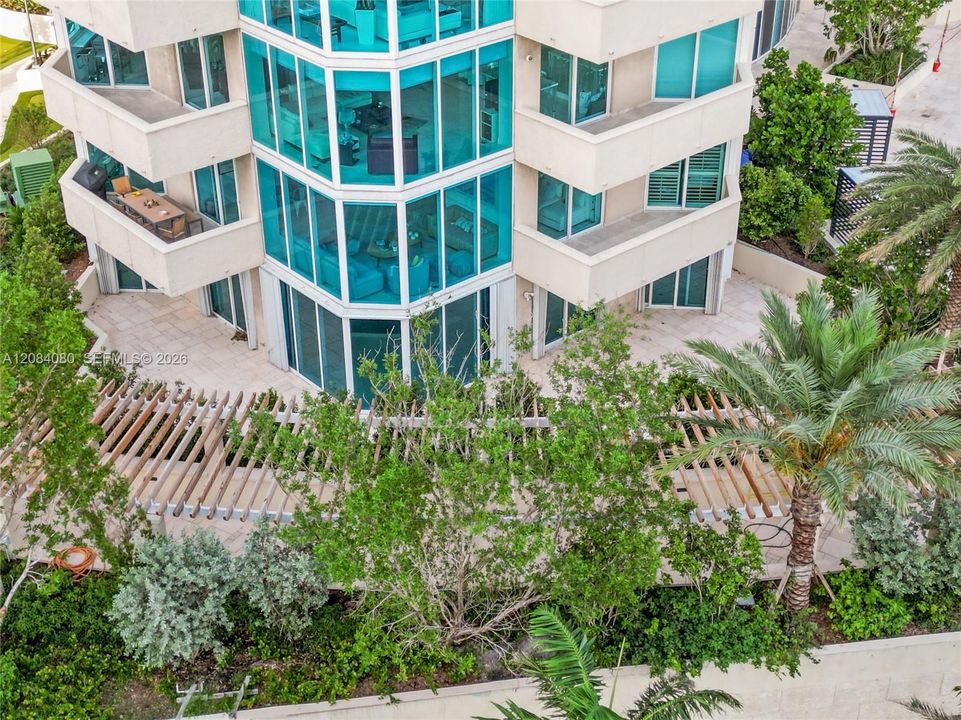 For Rent: $12,300 (3 beds, 2 baths, 2340 Square Feet)