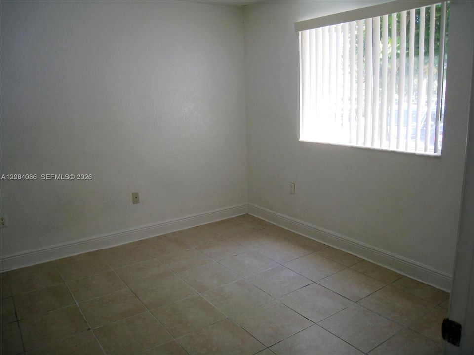 Secondary bedroom