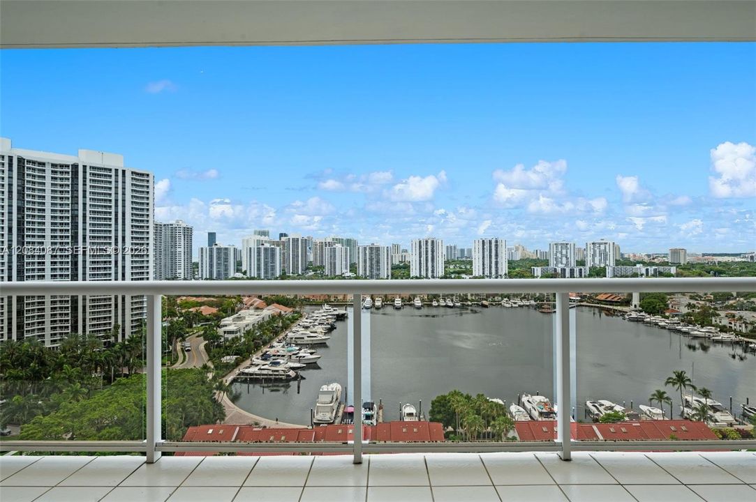 For Rent: $3,800 (2 beds, 2 baths, 1430 Square Feet)