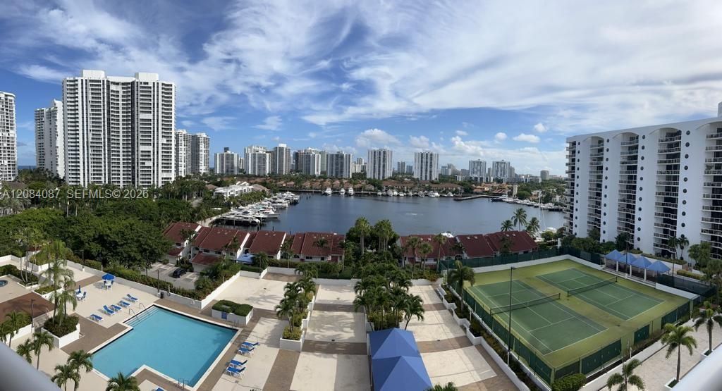 For Rent: $3,800 (2 beds, 2 baths, 1430 Square Feet)