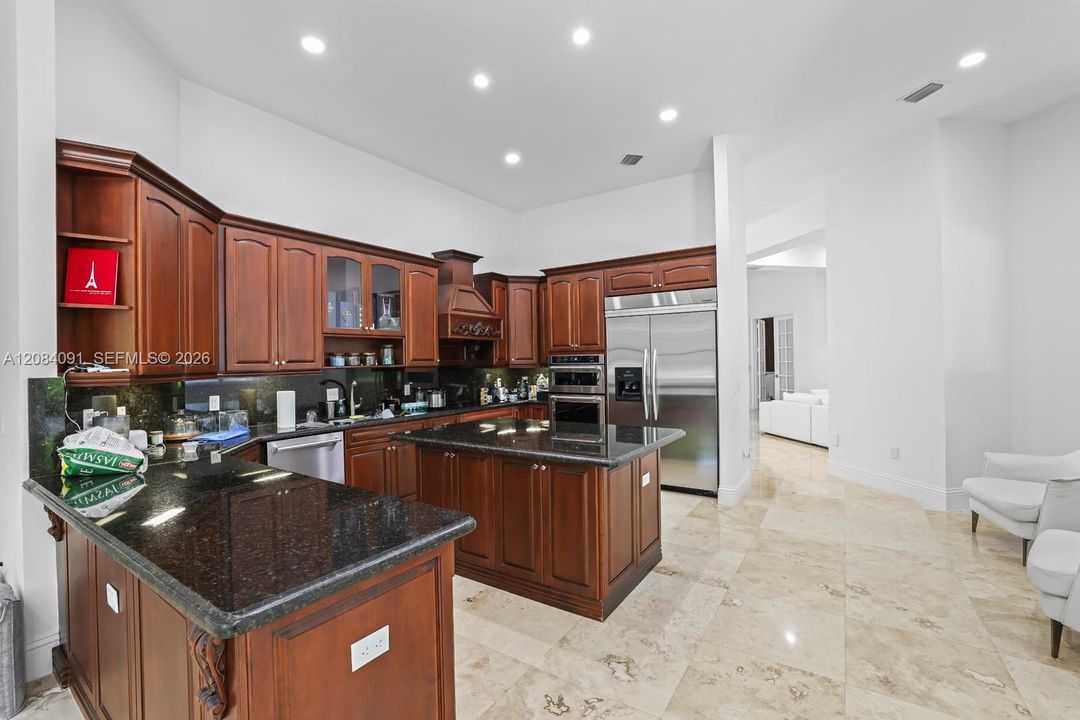En Venta: $1,800,000 (4 camas, 4 baños, 3651 Pies cuadrados)