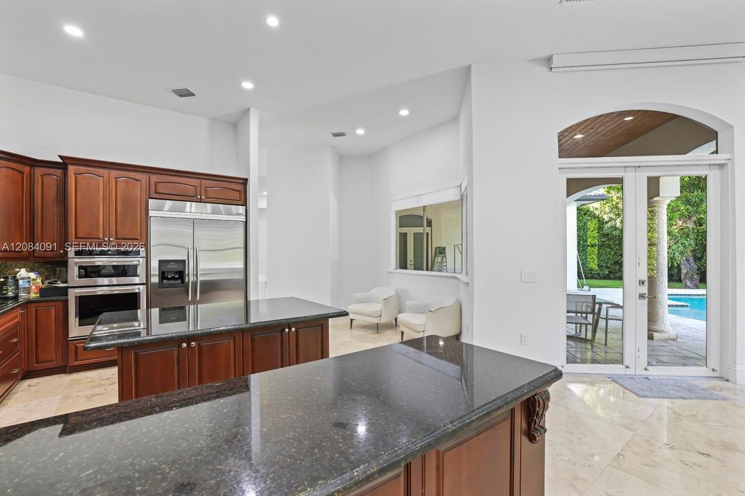 En Venta: $1,800,000 (4 camas, 4 baños, 3651 Pies cuadrados)