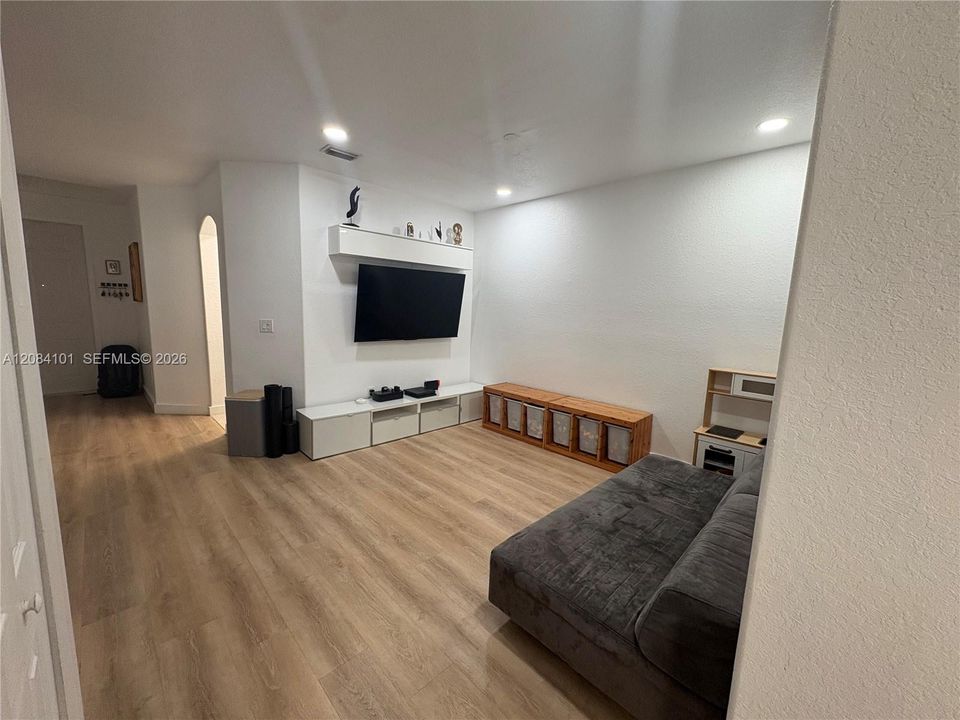 En Renta: $3,700 (3 camas, 2 baños, 1683 Pies cuadrados)