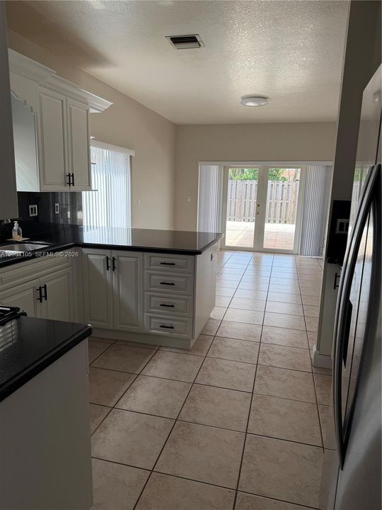 En Renta: $3,500 (3 camas, 2 baños, 1685 Pies cuadrados)