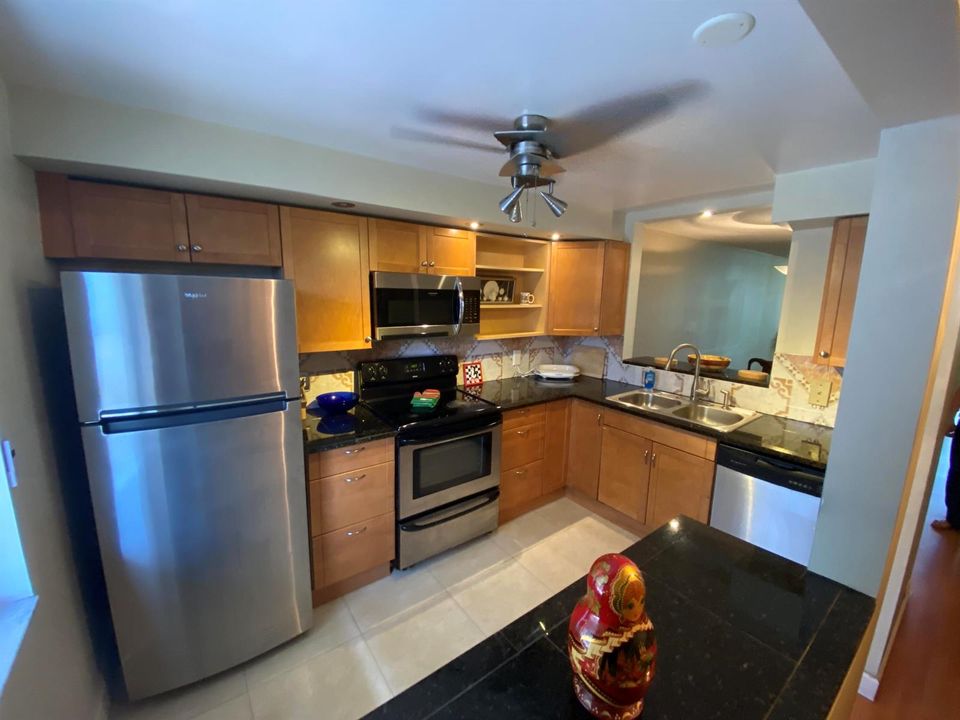 B209-Kitchen