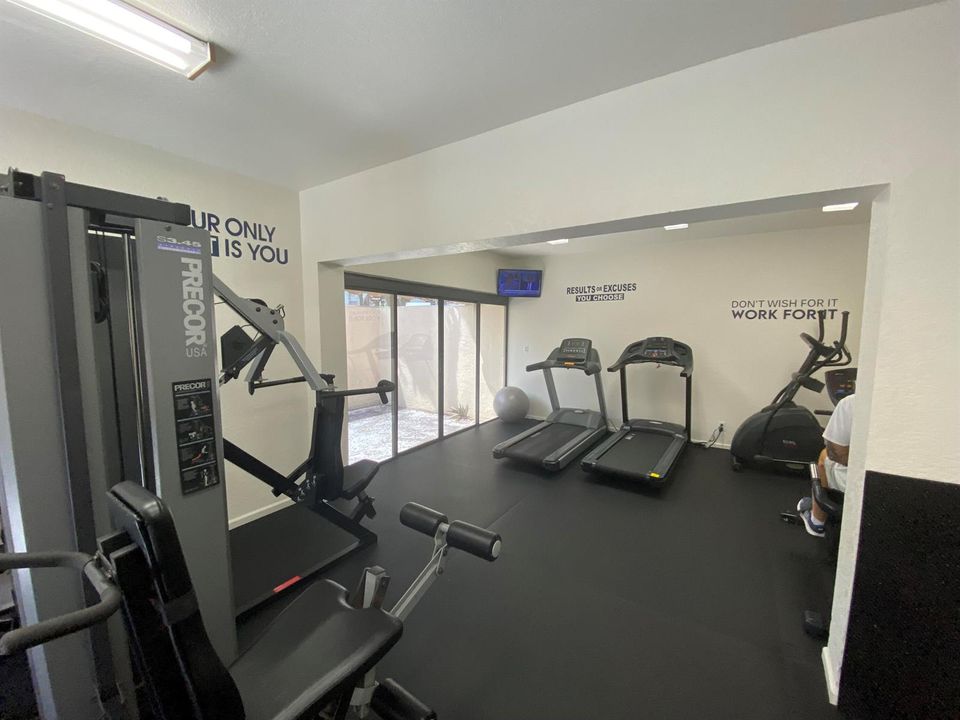 Island Club-Gym