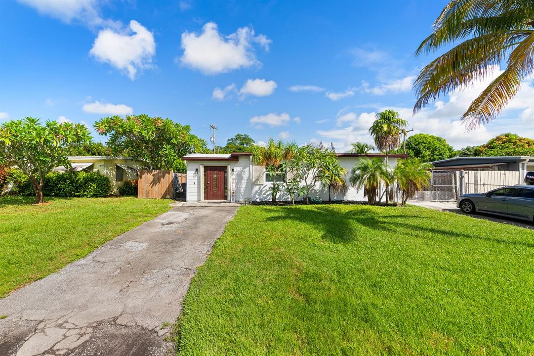 5581 Calico Rd_Large-1