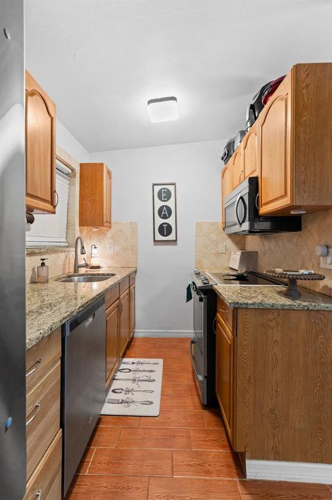 5581 Calico Rd_Large-7