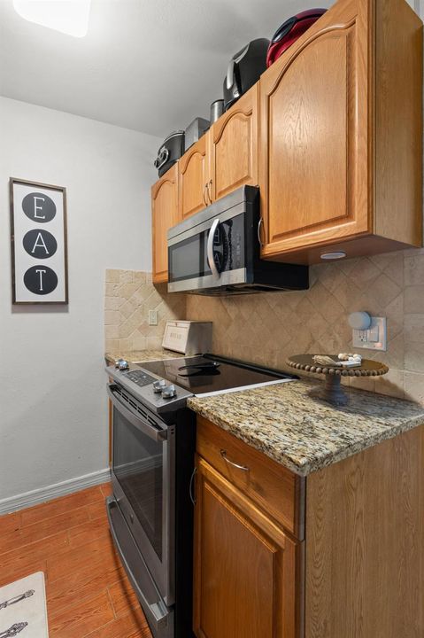 5581 Calico Rd_Large-8