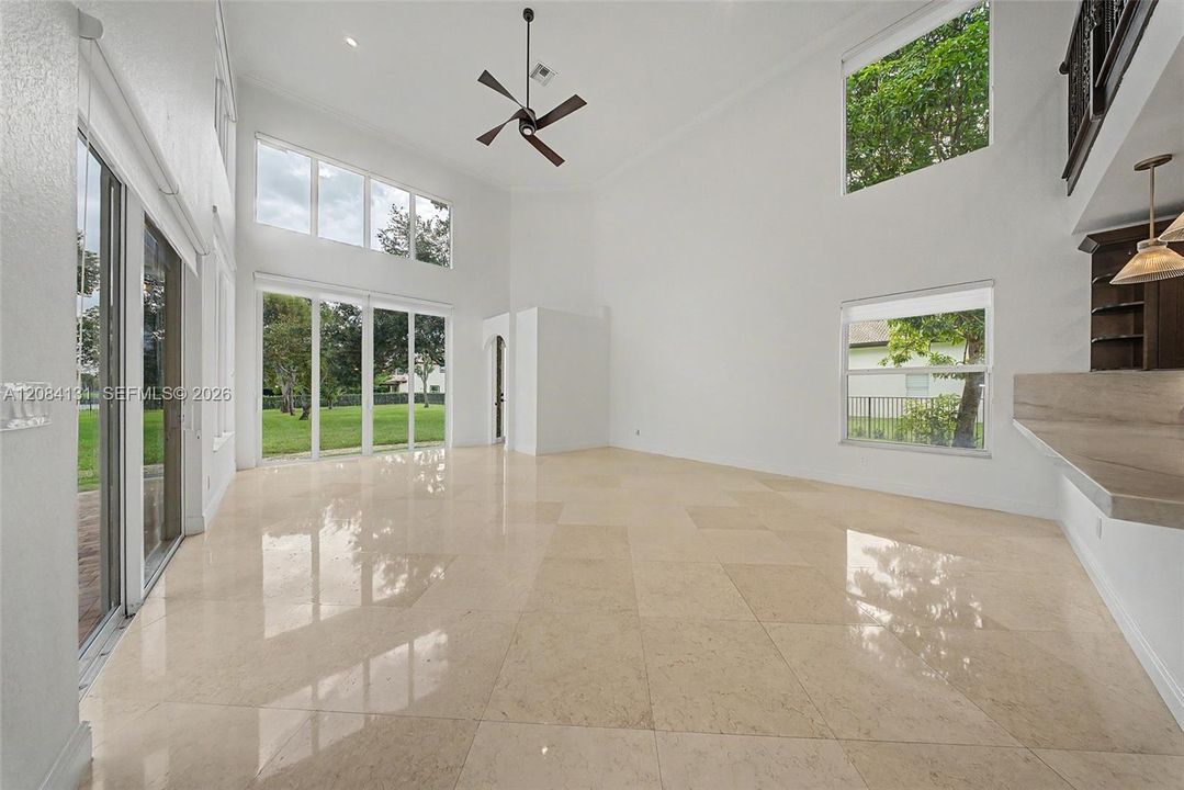 For Sale: $2,695,000 (5 beds, 5 baths, 5213 Square Feet)