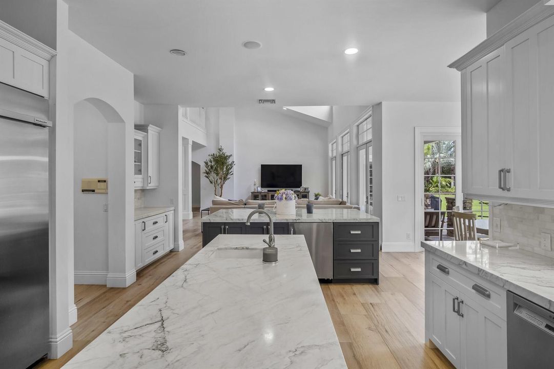 4786 ridgewood rd-25