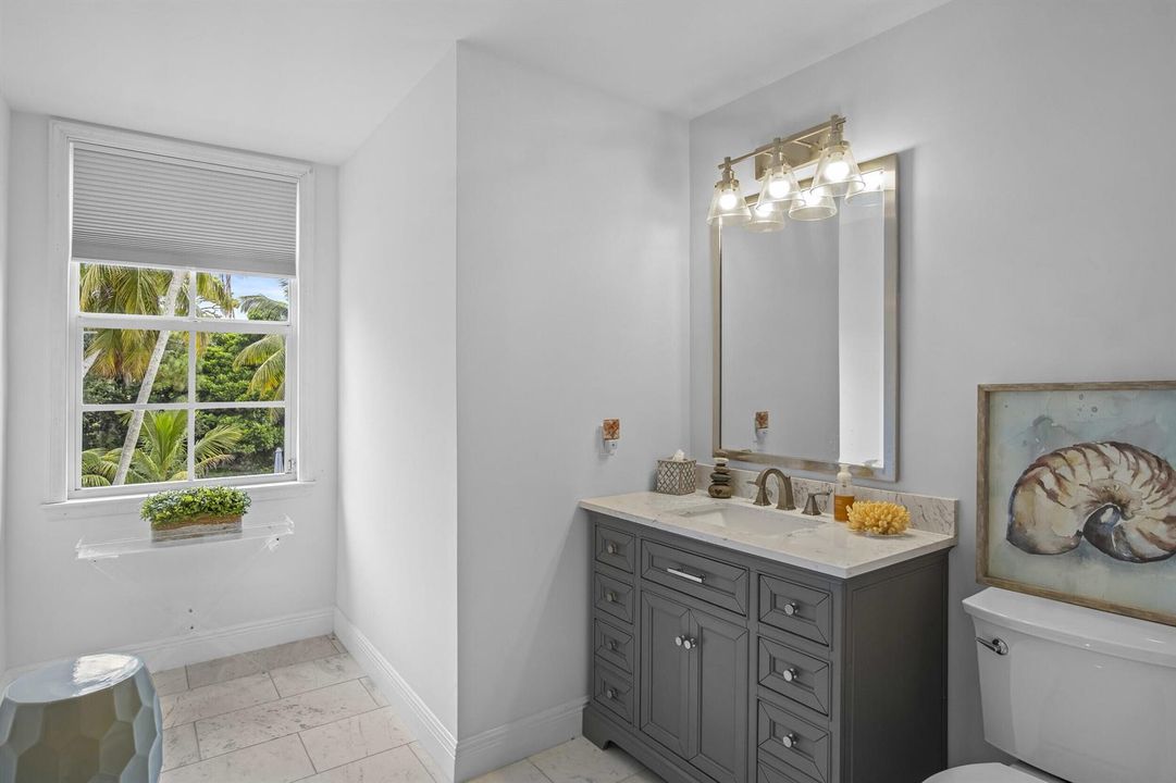 4786 ridgewood rd-52
