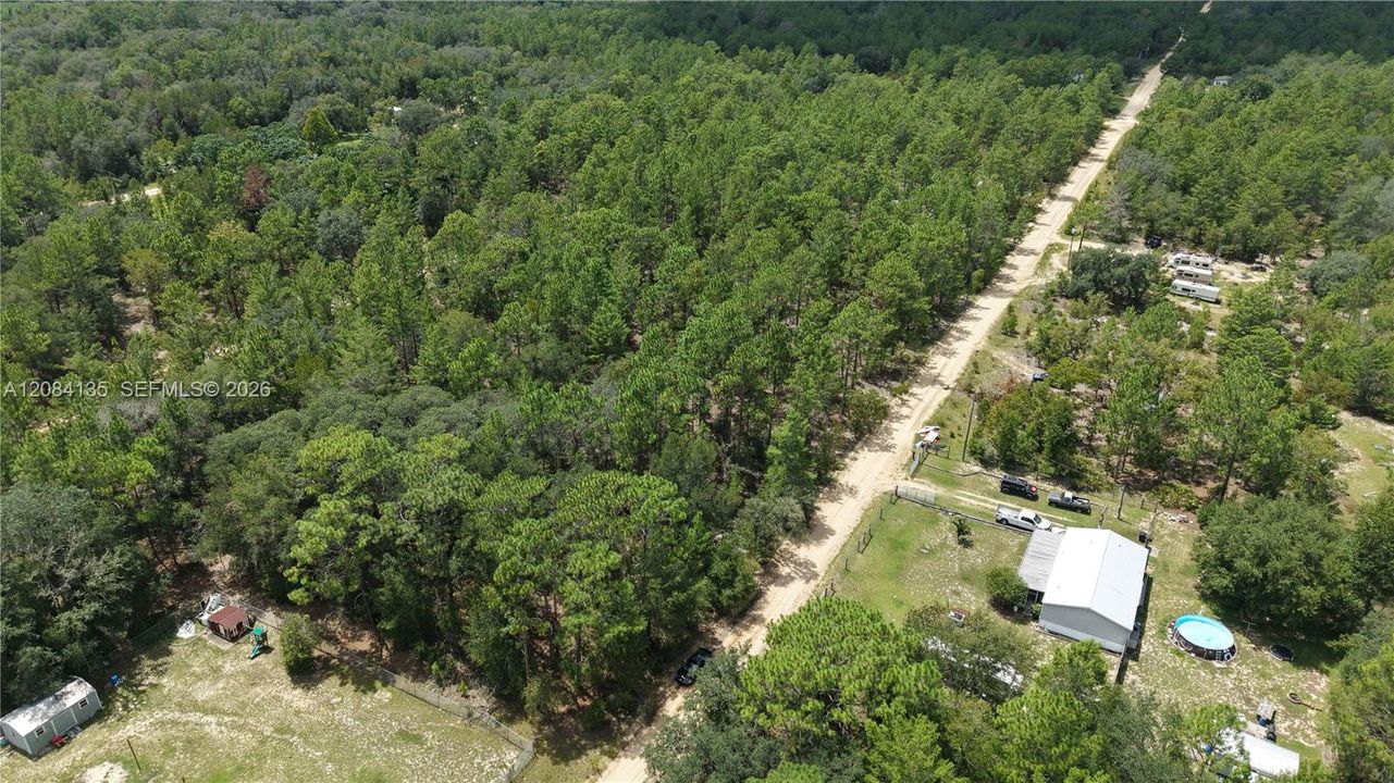 待售: $11,000 (0.23 acres)