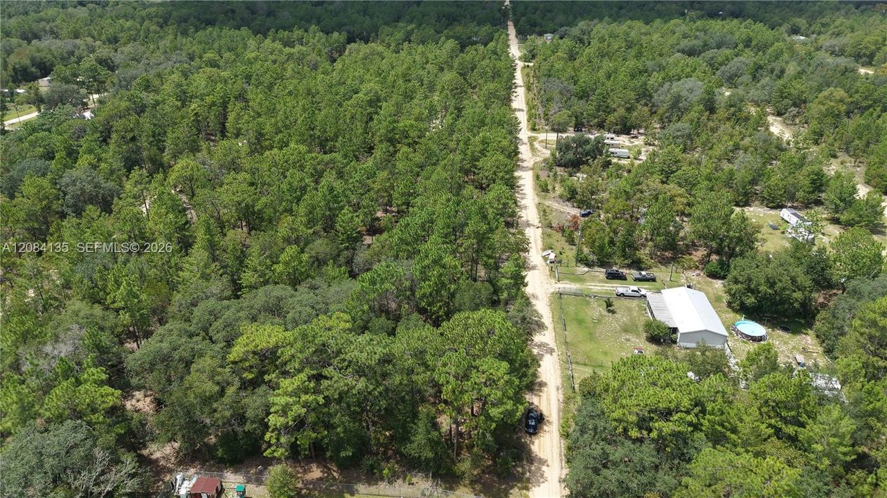 待售: $11,000 (0.23 acres)