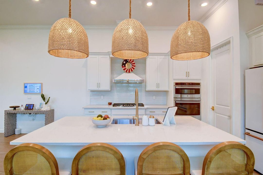 KitchenIslandMoody