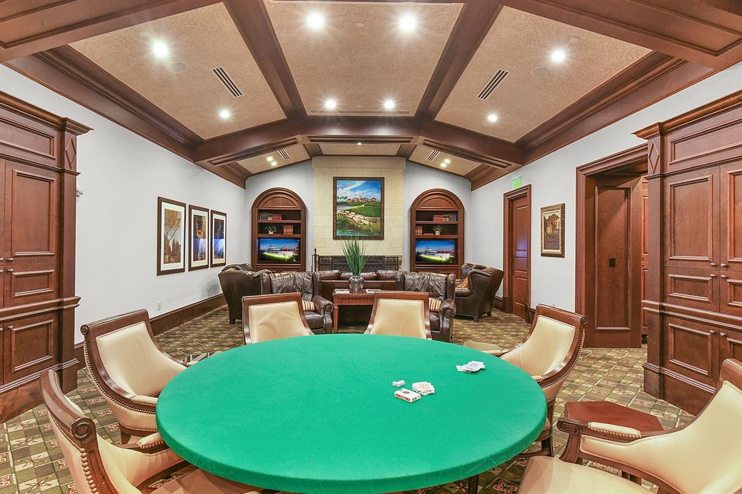 ClubCardRoom