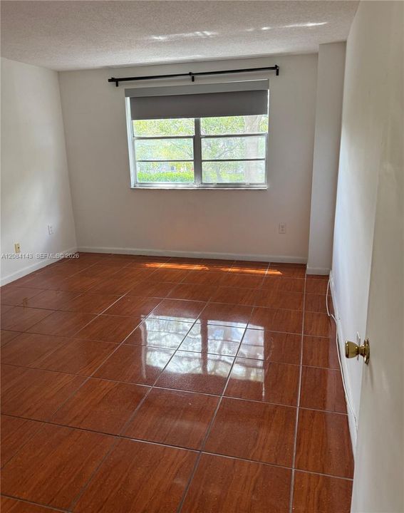 В аренду: $1,800 (1 спален, 1 ванн, 653 Квадратных фут)
