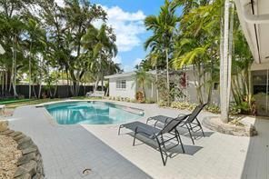 1400 pool
