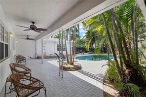 1400 courtyard